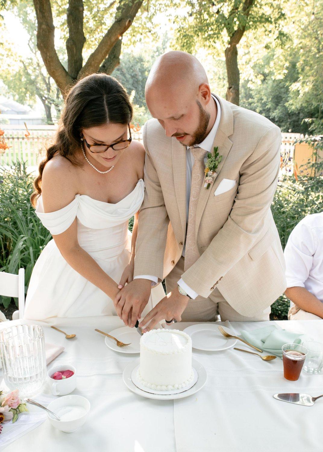 carousel-hero-element image-11