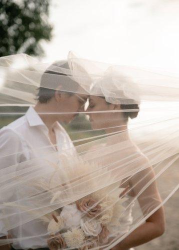 mobile - carousel-hero-element image-8