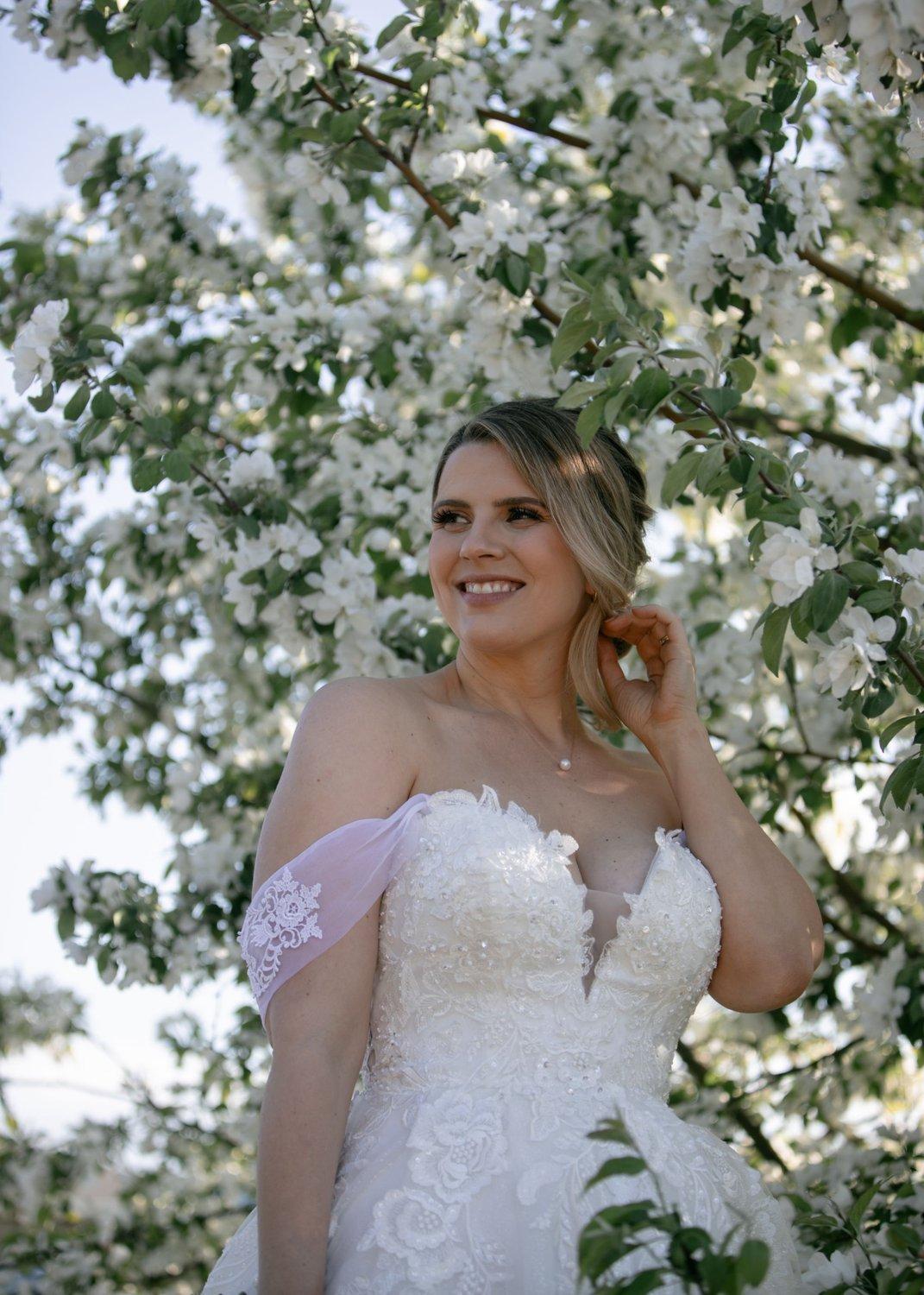 carousel-hero-element image-16