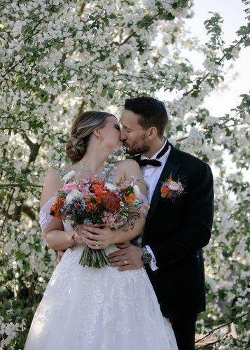 mobile - carousel-hero-element image-2